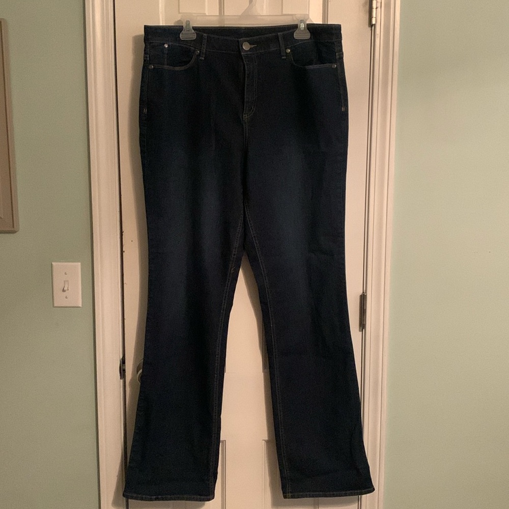 Comfortable, wide leg jeans in TALL